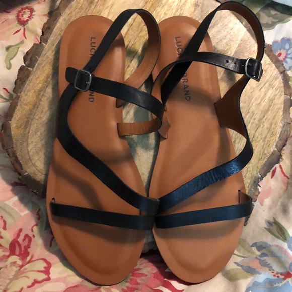 LUCKY BRAND Size 10 Byleth Strappy SandalBlack Flat Ankle Leather Rubber $78 NEW - Picture 2 of 13